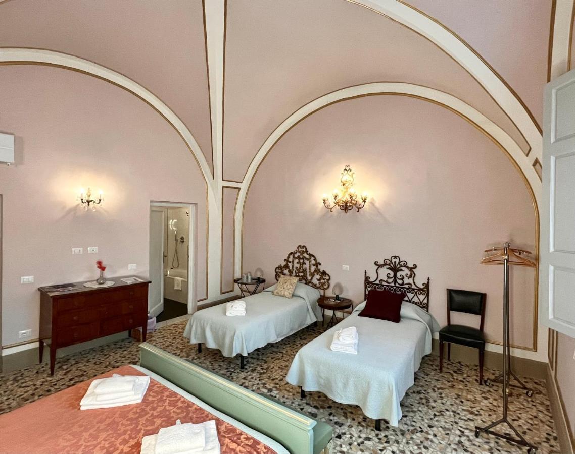 In The Center Of Florence Hotel Exterior photo